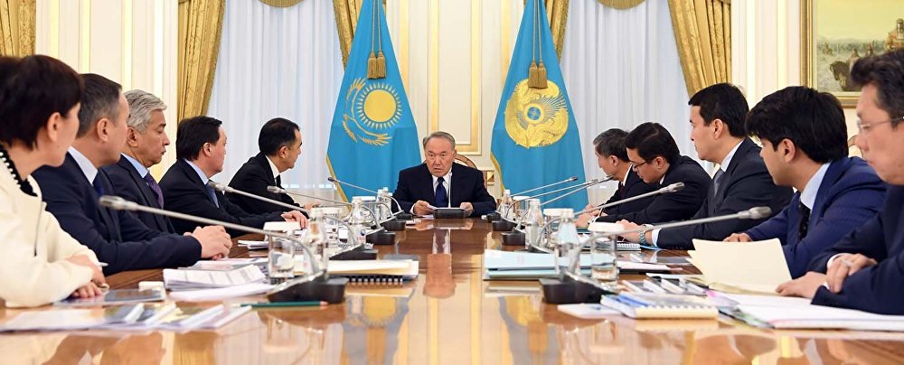 Назарбаев провел совещание по развитию страны