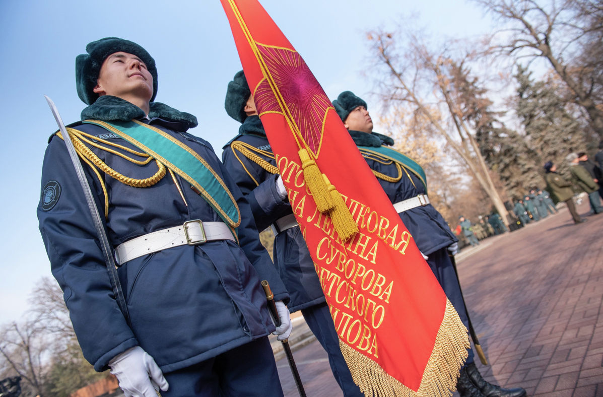В честь 75-летия Великой Победы в Алматы прошла эстафета Мы - наследники Победы