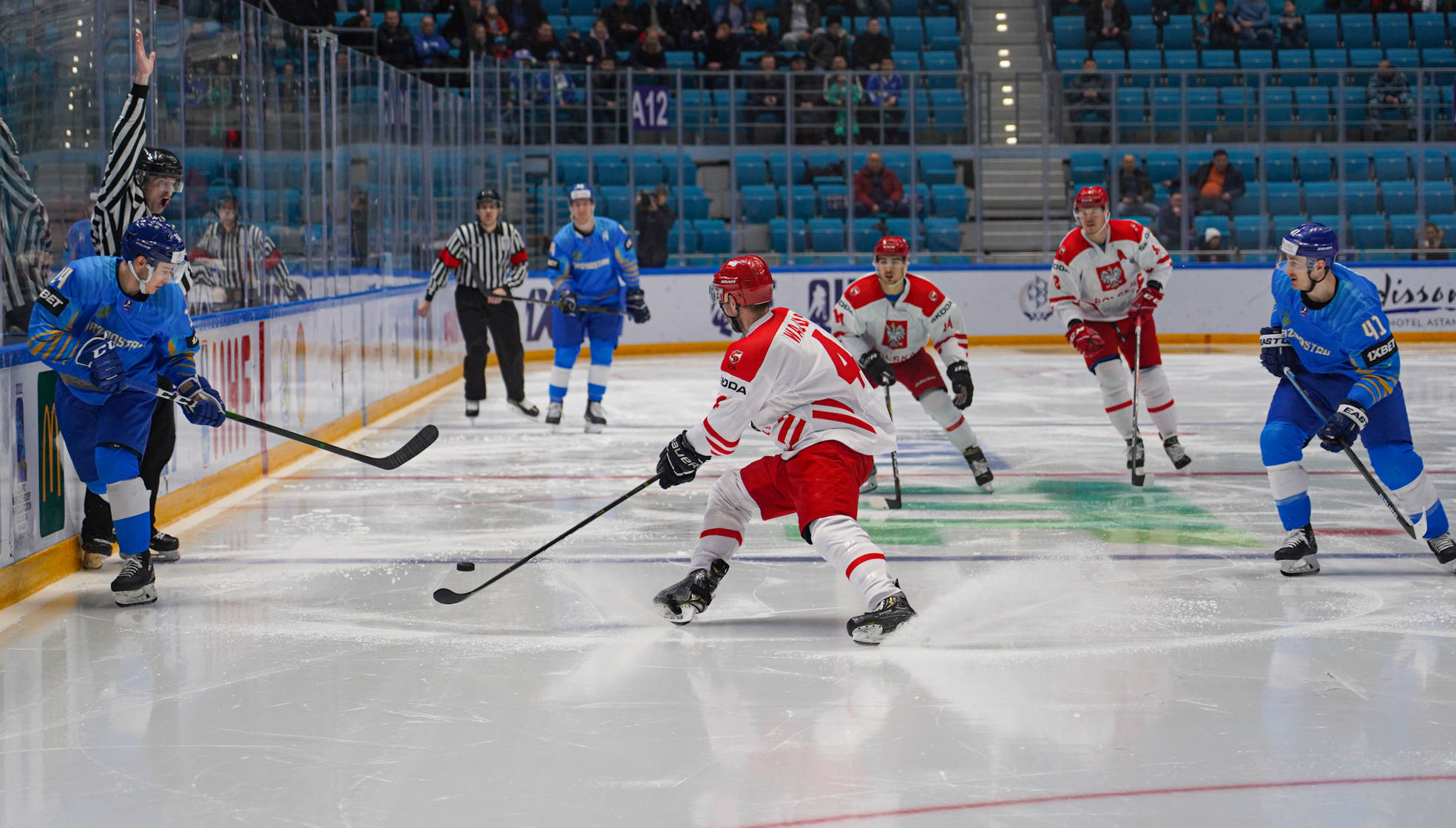 Картинки по запросу "Польша Казахстан хоккей"