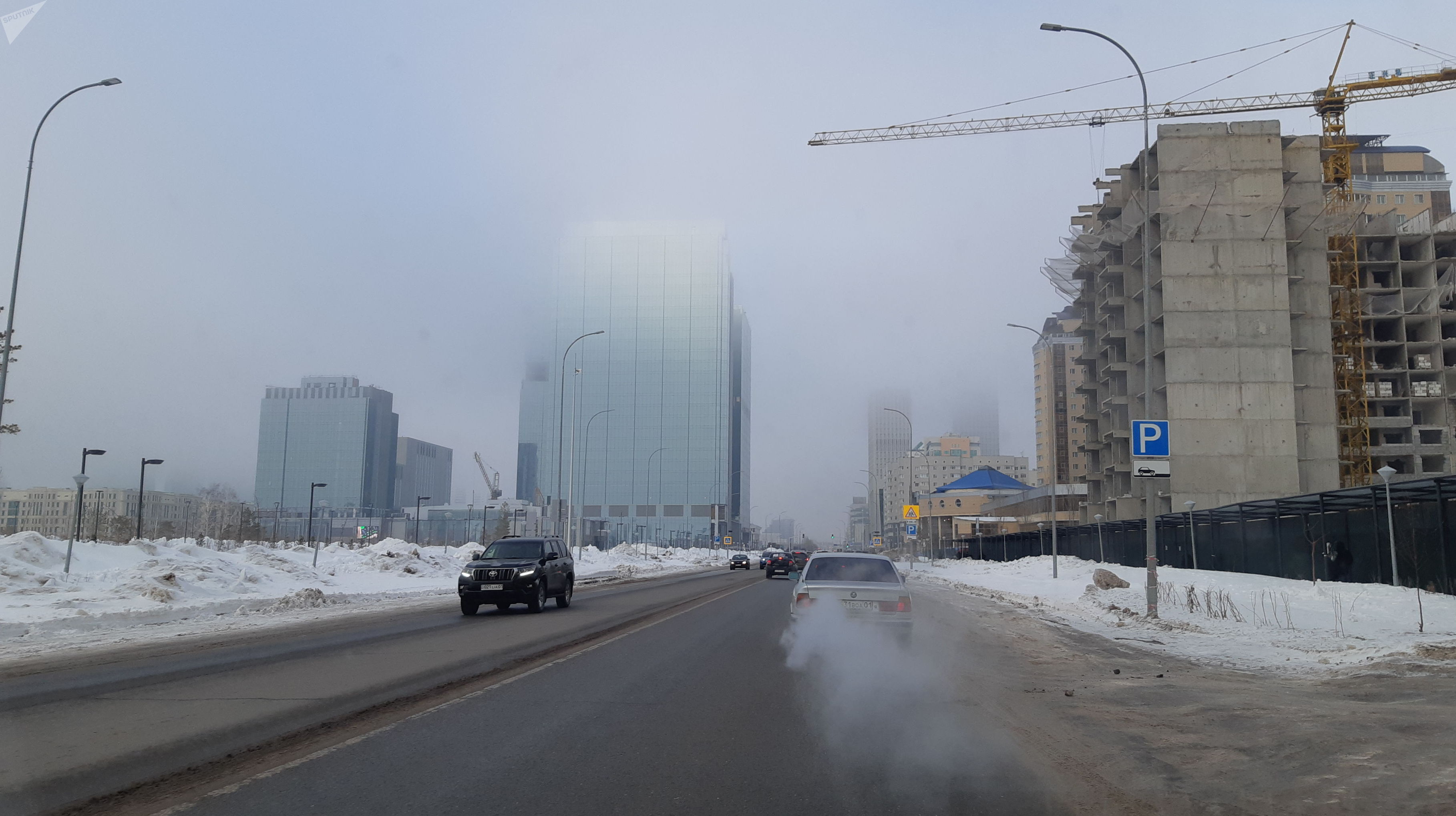 Столицу Казахстана окутал густой туман