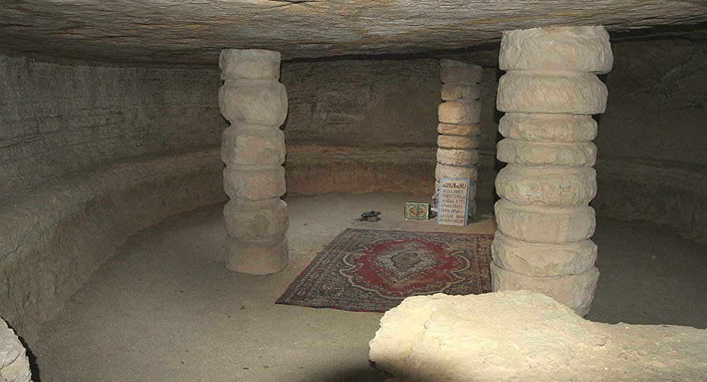 Подземная мечеть Караман-ата