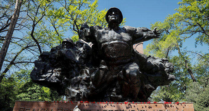 Мемориал Славы в парке 28 панфиловцев в Алматы