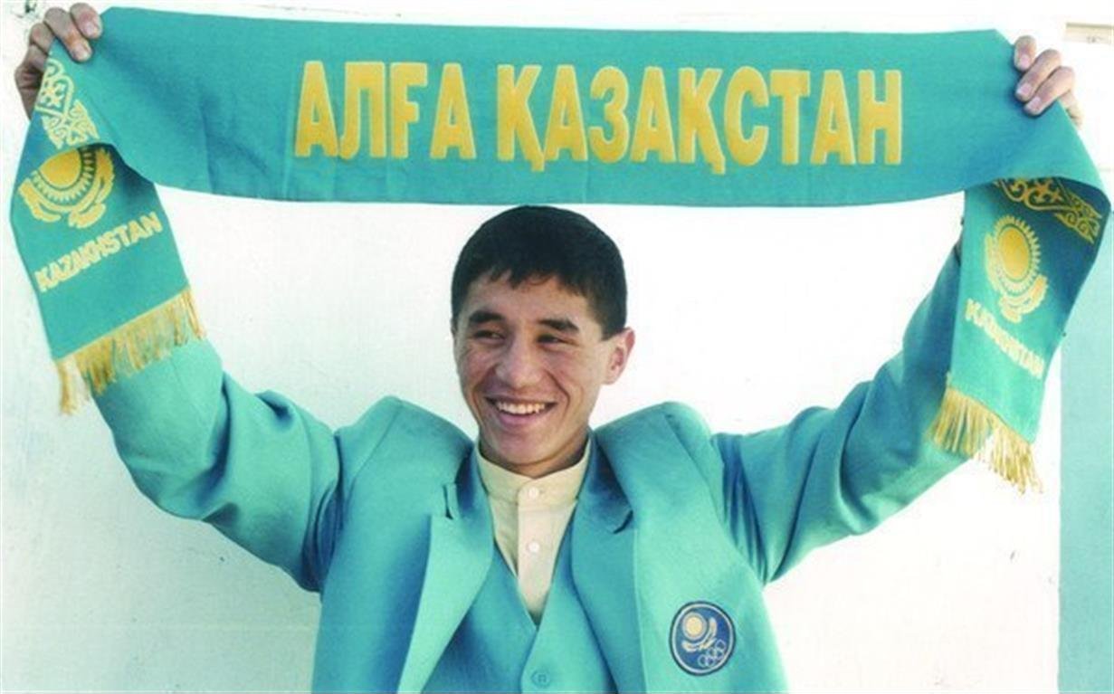Олимпийский чемпион по боксу Бекзат Саттарханов