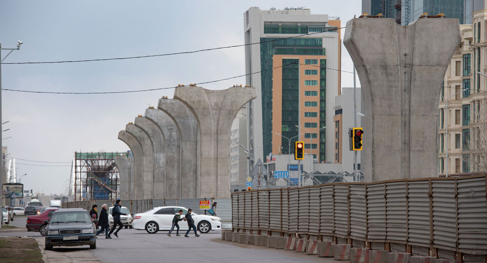 Опоры для Астана LRT, архивное фото